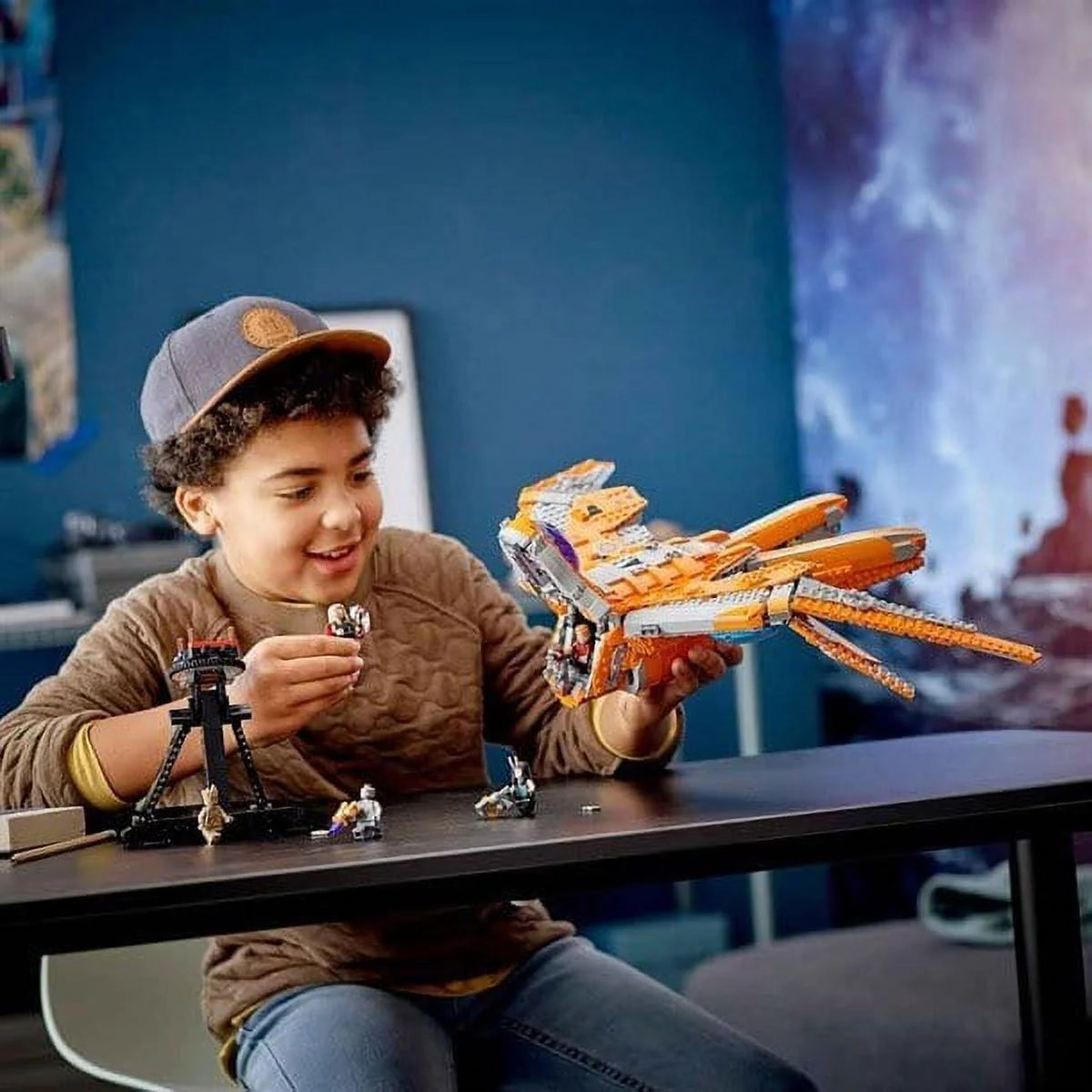 Building Set with Minifigures J9571
