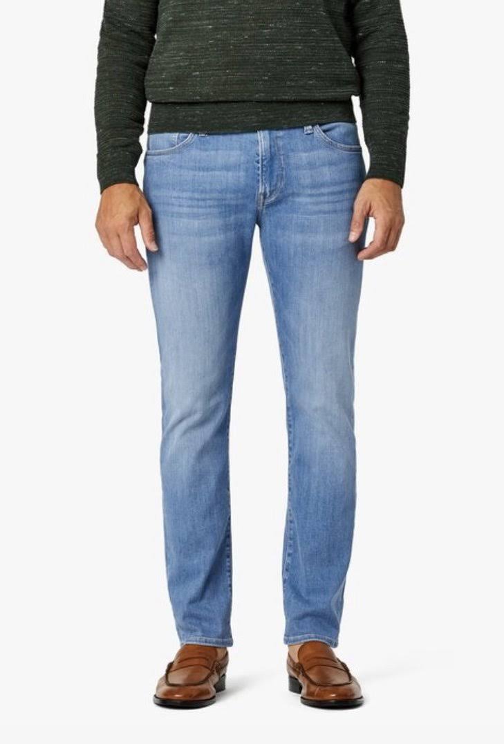 Soft Straight Leg Light Shaded Jeans X674