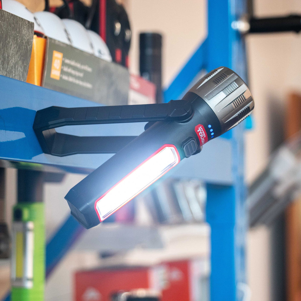 500 Lumens Portable LED Work Light with Folding Stand and Magnetic Base L605847