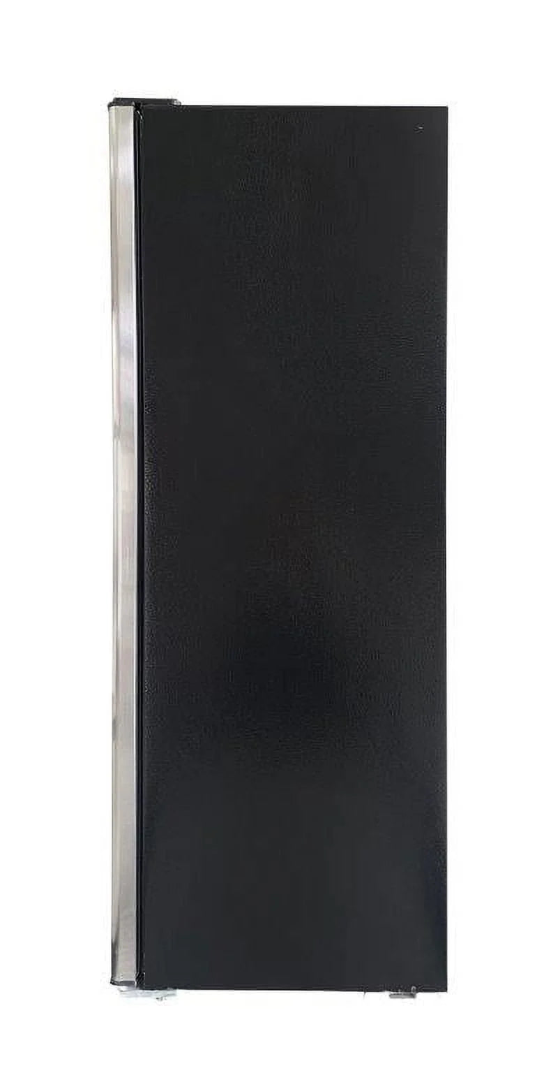 6.5 Cu. ft. Upright Freezer Z213