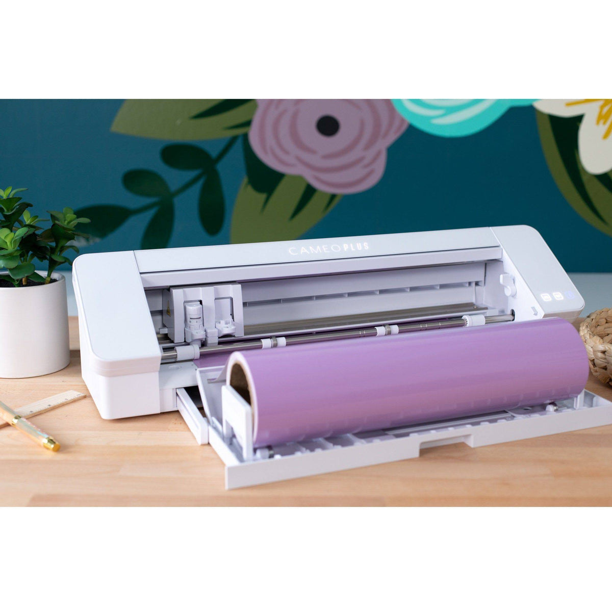 Preowned Silhouette Cameo 4 Plus 15x22 Electronic Cutter Q61871