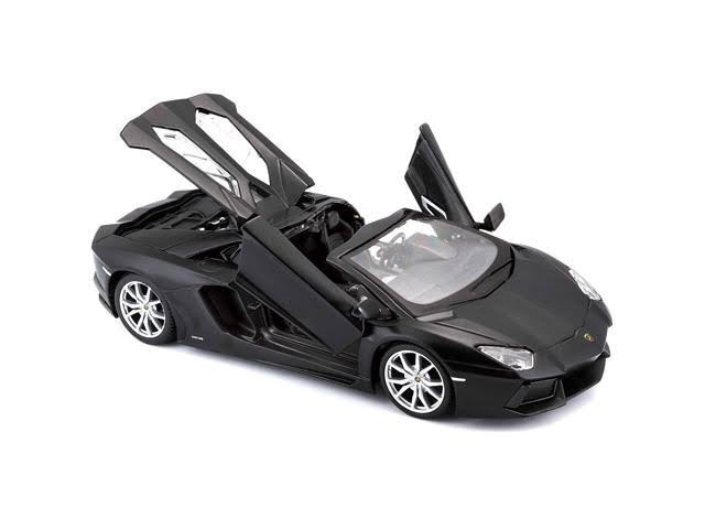 Die Cast Vehicle (1:24 Scale) H1570