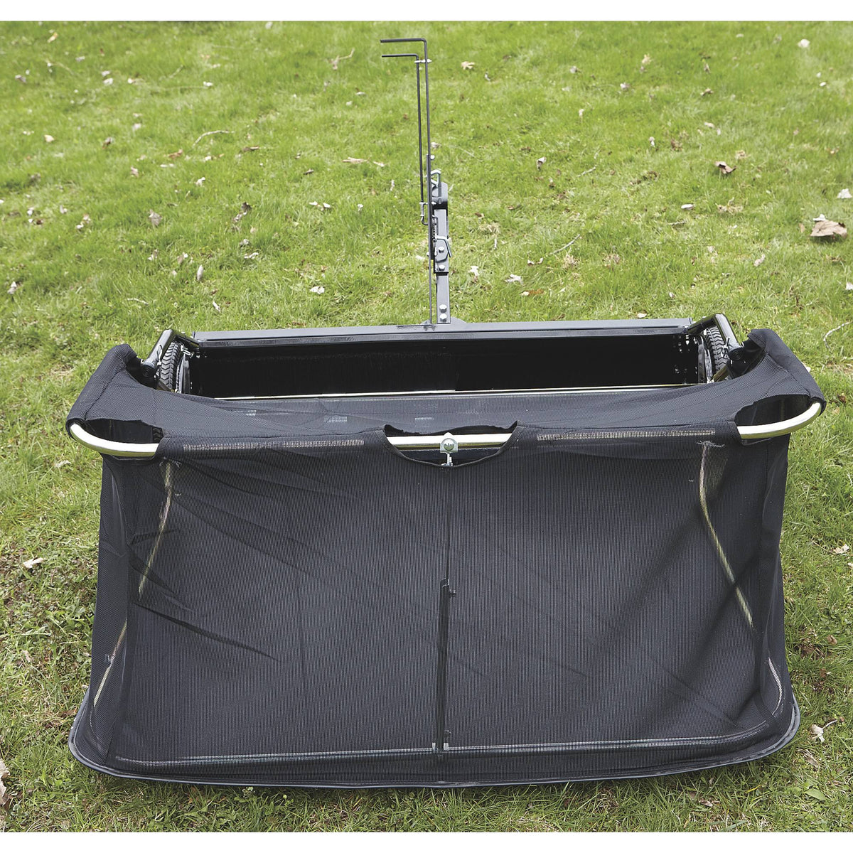 42 inch Lawn Sweeper, 13 Cu. ft. Capacity N299137