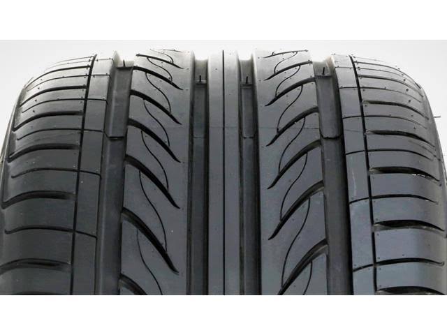 225/35R19 Tire X665