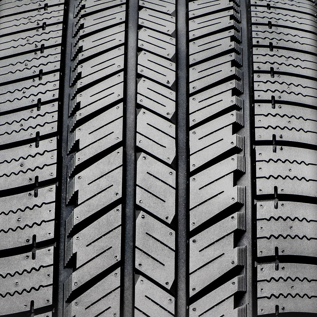 275/60R20 115S All Season Light Truck Tire W2218
