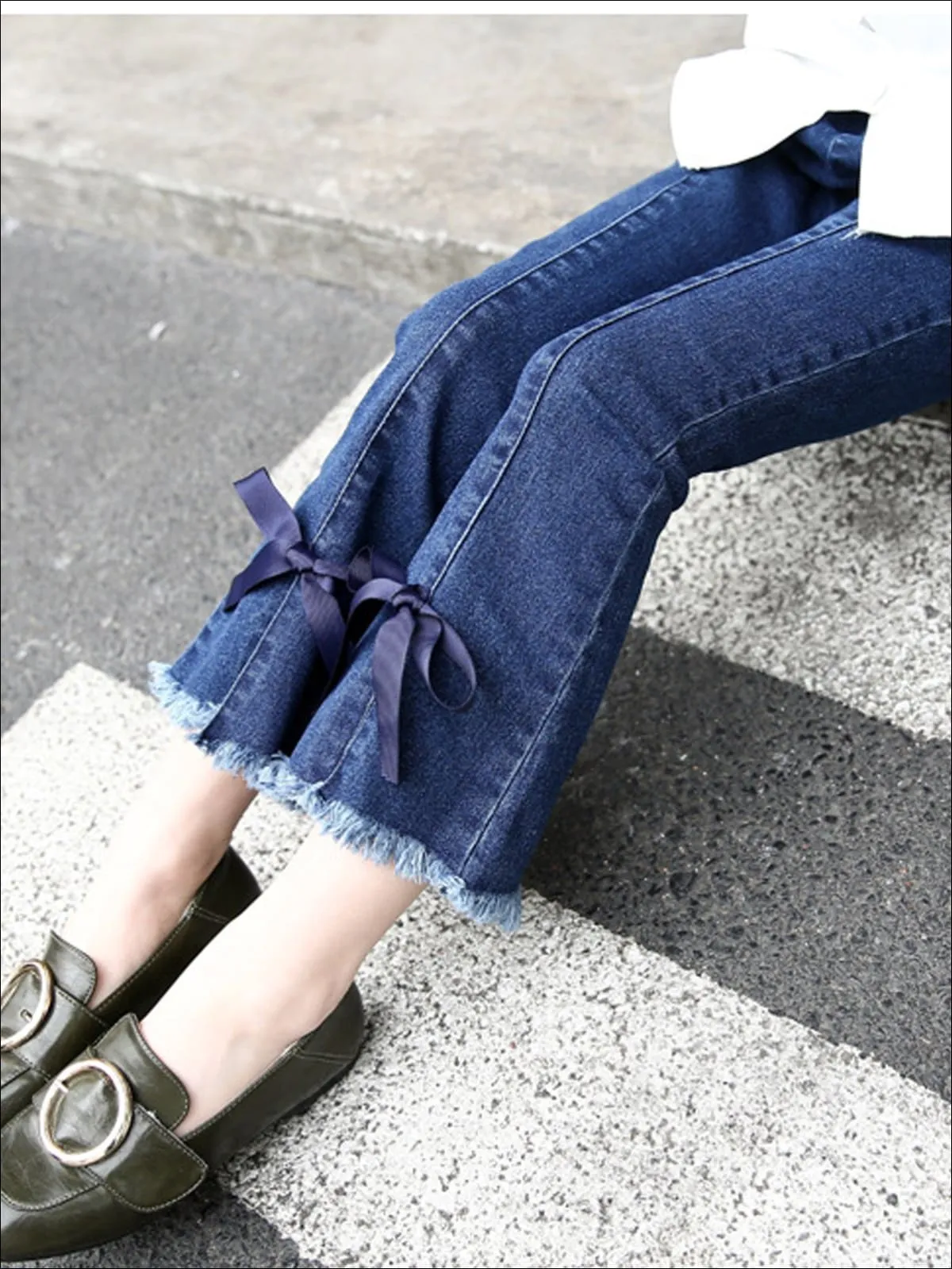 Bowed and Flared Jeans