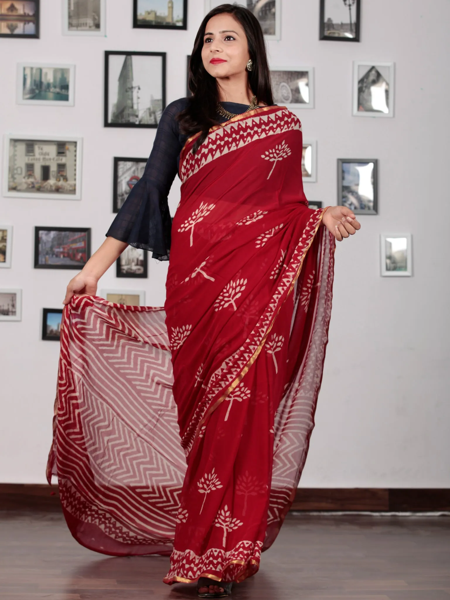 Red Ivory Hand Block Printed Chiffon Saree with Zari border - S031702736