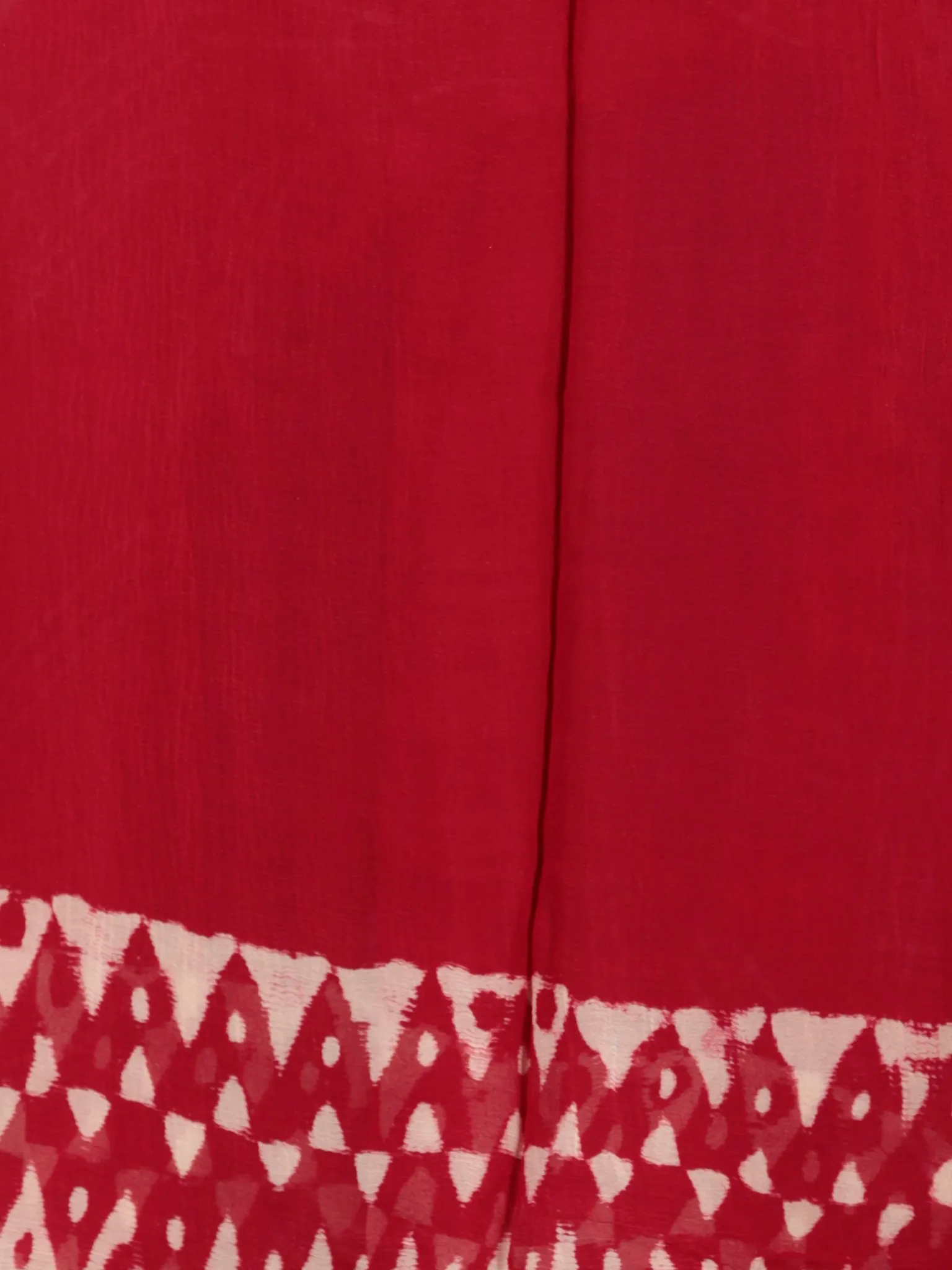 Red Ivory Hand Block Printed Chiffon Saree with Zari border - S031702736