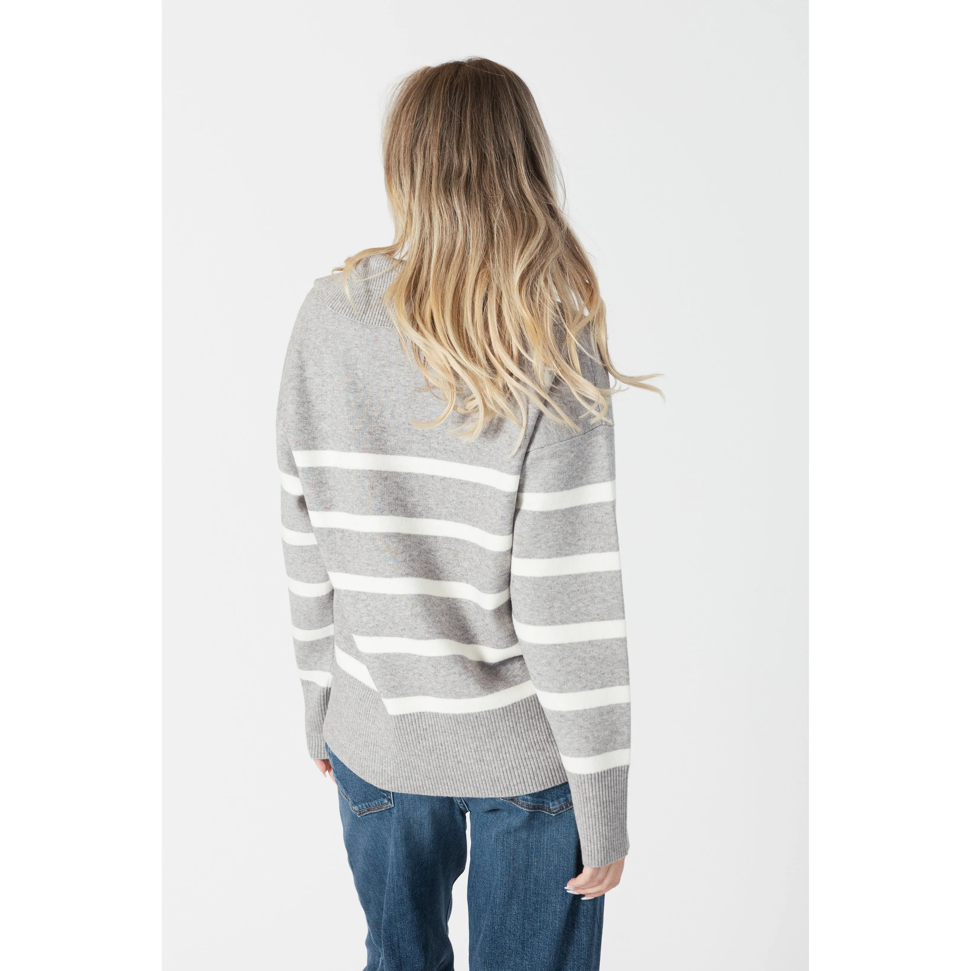 STRIPED SWEATERS W/ COLLAR